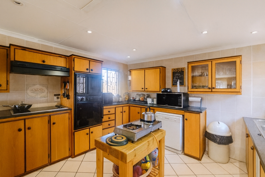 5 Bedroom Property for Sale in Ladybrand Free State